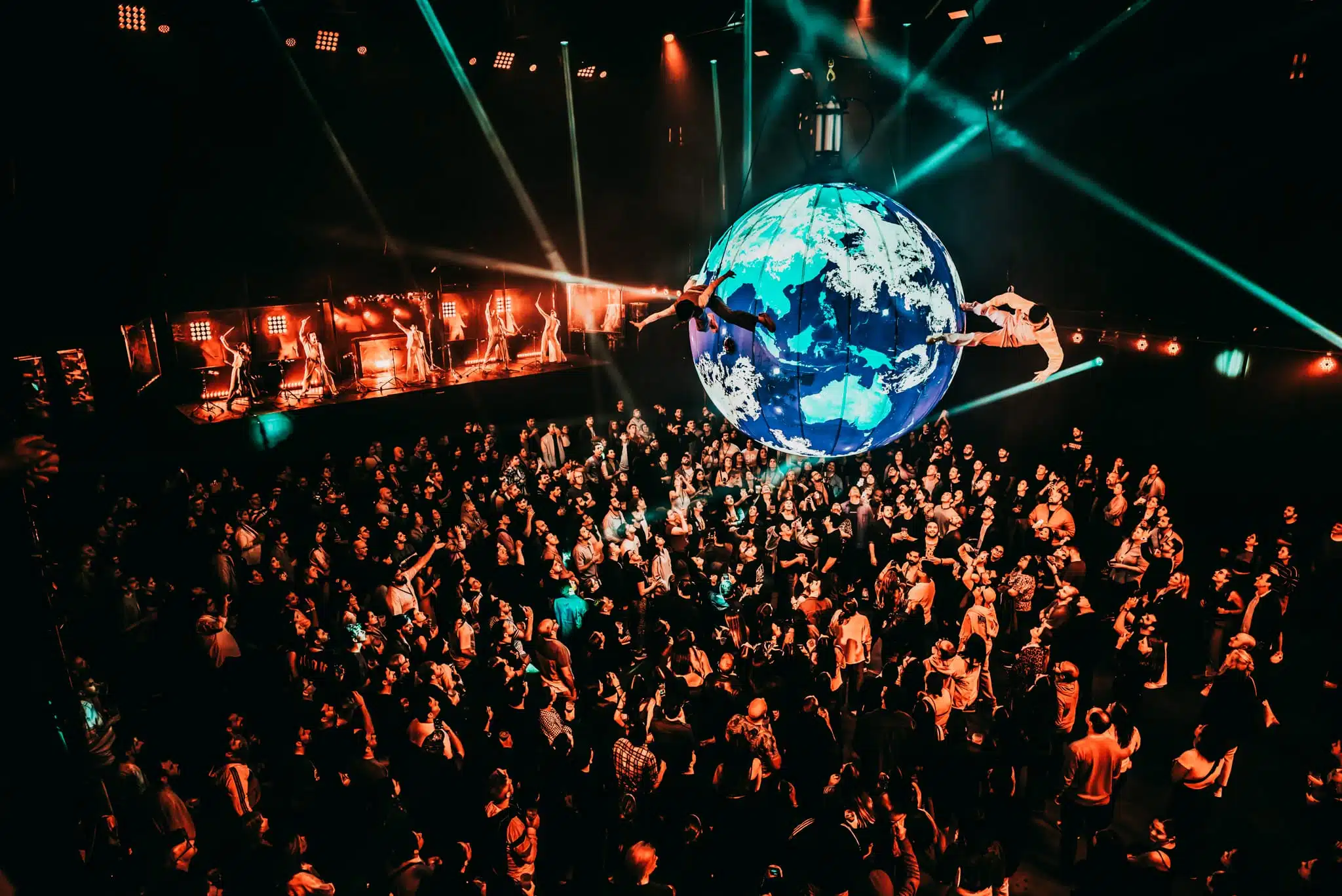 The Return Of Global Phenomenon Fuerza Bruta With Their Brand New Show Aven 8 DSC 6545 Mejorado NR