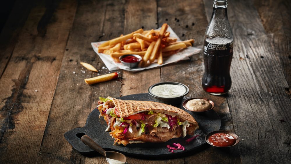 German Doner Kebab London serves gourmet kebabs with crispy fries and fresh sauces, redefining fast food with premium ingredients.