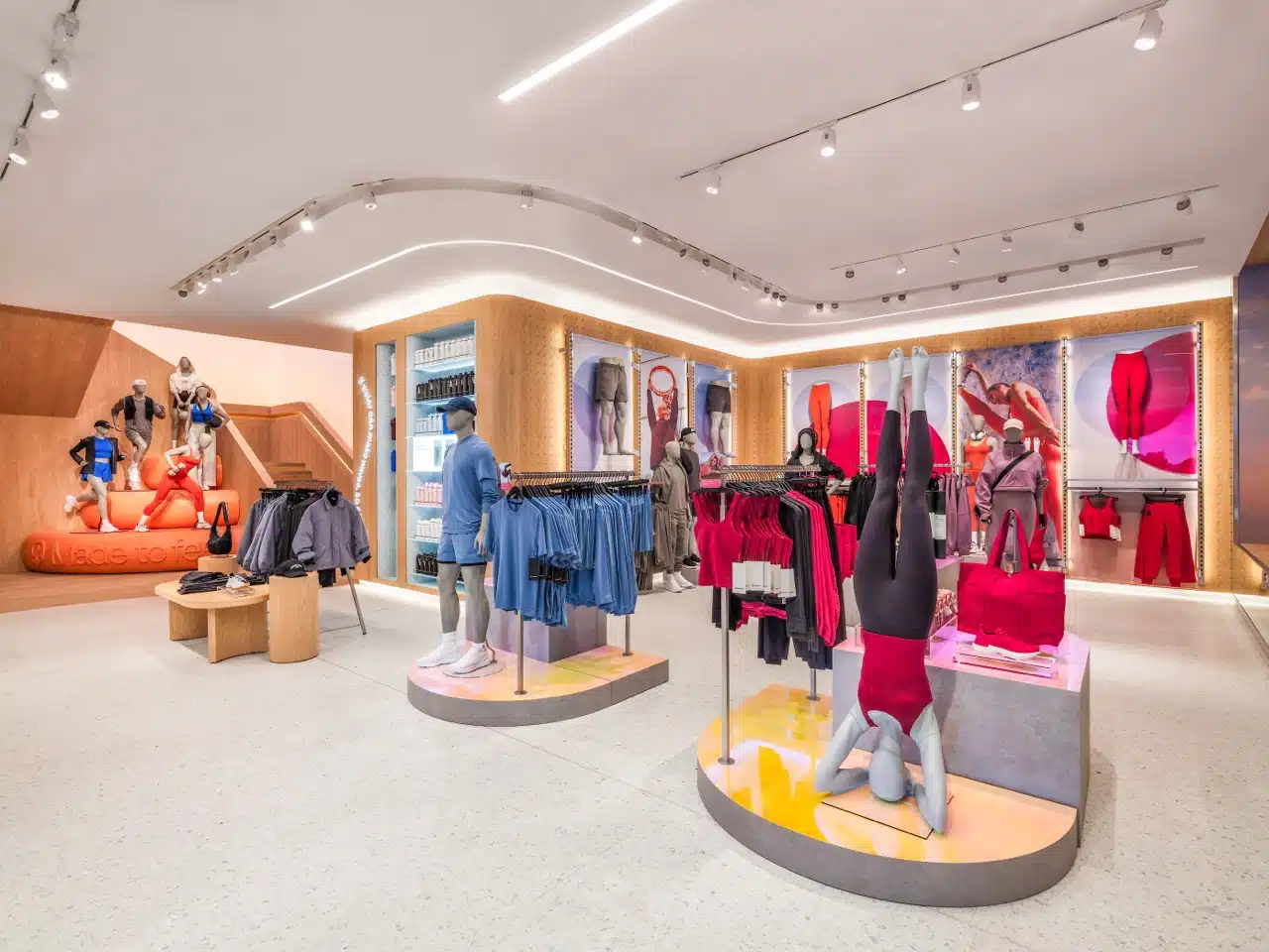 lululemon Regent Street Large